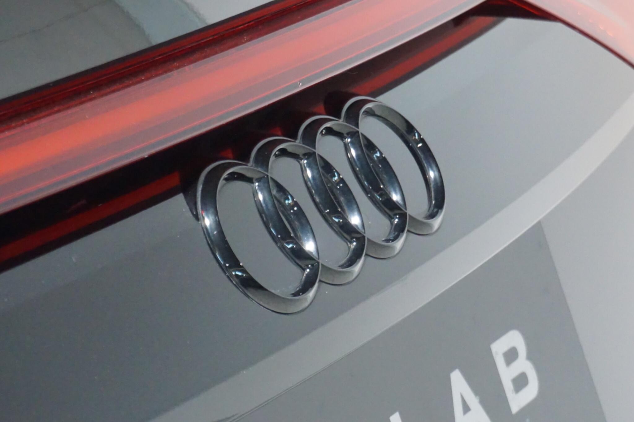 Audi Q8 3.0 TDI V6 50 S line SUV 5dr Diesel Tiptronic quattro Euro 6 (s/s) (286 ps)